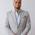 Joan G. Feliz, Especialista enb turismo Inmobiliario