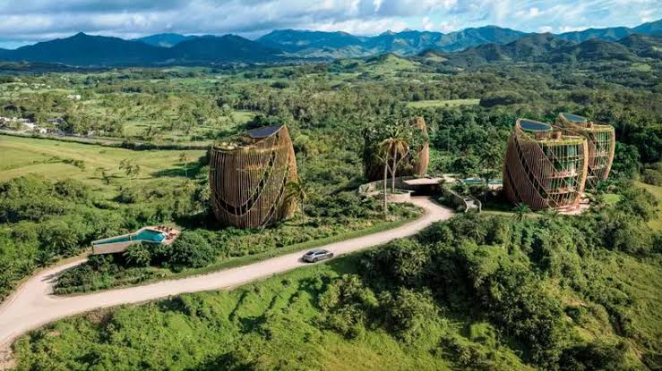 George Nader anuncia construcción de los primeros cuatro edificios de NOOM Arakúa en Maralda, Miches